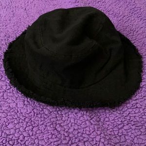 (New) Black Bucket Hat